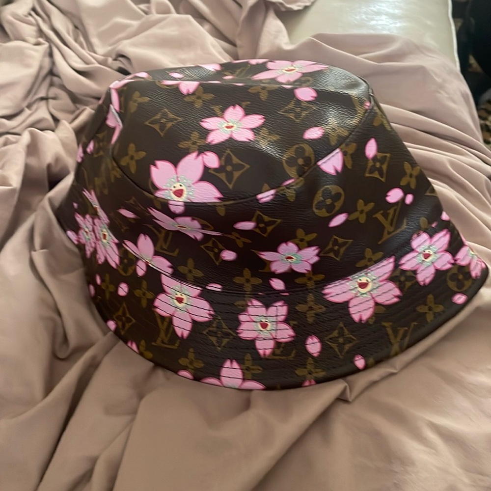 Faux Louie bucket hat